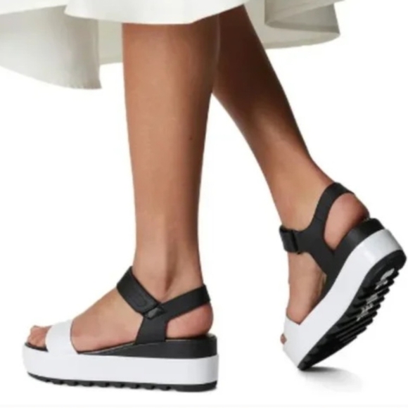 Sorel Shoes - Sorel Cameron Flatform Platform Sandals White Black Colorblock Women's US Size 7